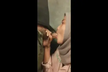 Jilbab Manis Diminta BJ Sebelum Tidur Nurut Polos poster