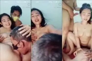 Kolaborasi Dua Tante Seksi Puaskan Fantasi Penonton Malam
